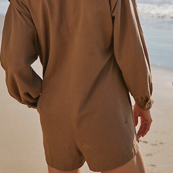 Free People Leyla Romper in  Otter size small NWT - Picture 9 of 10
